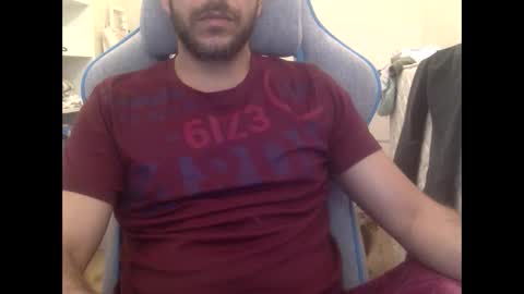 Snapshot of lolgivali chatting on 01-06-25, 09:00 lolgivali online show from 01-06-25, 09:00