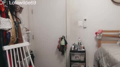 Lolita Wildes Back  online show from 09-16-25, 04:13