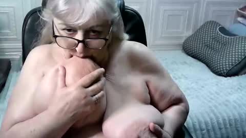 LolkaAlyss online show from 04-22-26, 09:38