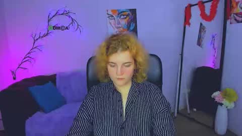 Snapshot of lolli_popsi chatting on 12-05-25, 01:31 lolli_popsi online show from 12-05-25, 01:31