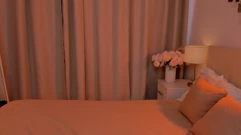 Snapshot of lollita_morgan chatting on 03-10-26, 10:53 lollita online show from 03-10-26, 10:53