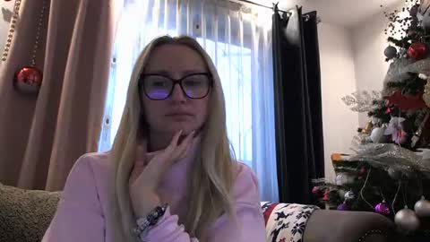 Lolly online show from 12-15-25, 07:12