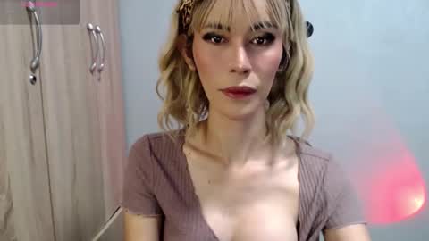 hana online show from 06-09-26, 02:45