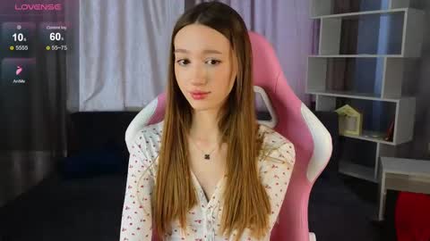 Snapshot of lolly_monica chatting on 03-04-25, 08:46 Monica online show from 03-04-25, 08:46