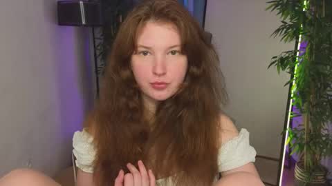 Snapshot of lolly_pump chatting on 09-20-25, 02:29 Mona online show from 09-20-25, 02:29