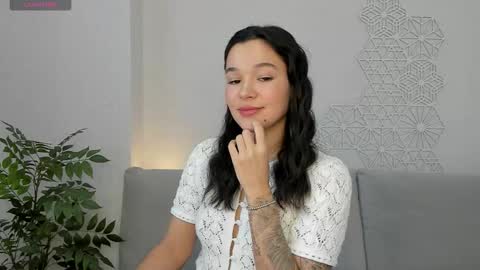 Snapshot of lolly_turner chatting on 09-09-25, 05:07 lolly_turner online show from 09-09-25, 05:07