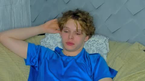Nelis online show from 04-21-26, 09:39