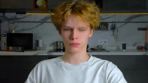Nelis online show from 05-06-26, 04:12