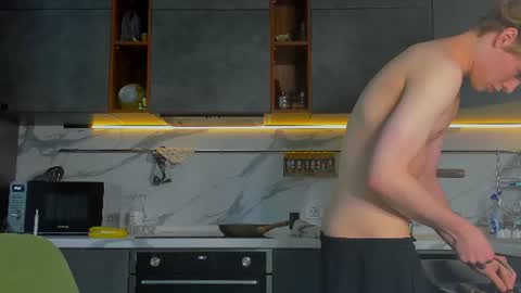 Nelis online show from 06-14-26, 10:06