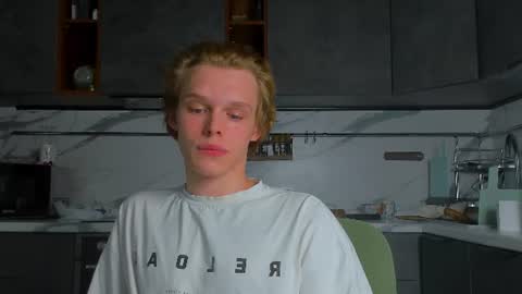 Nelis online show from 07-10-26, 04:31