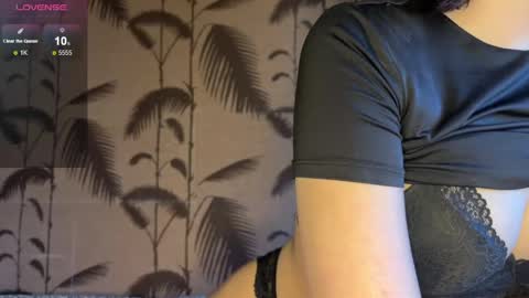 lola online show from 05-25-26, 02:23