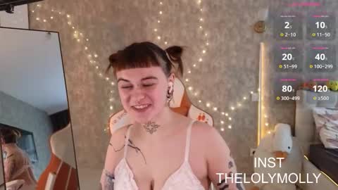 Molli online show from 10-16-25, 10:05