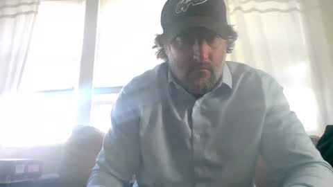 THE SEXIEST MAN ALIVE online show from 11-17-25, 06:24