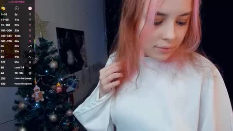 Lona online show from 12-20-25, 06:48