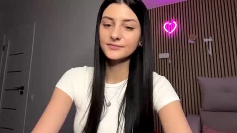 Snapshot of lonapalacio chatting on 07-07-26, 05:32 Tina online show from 07-07-26, 05:32