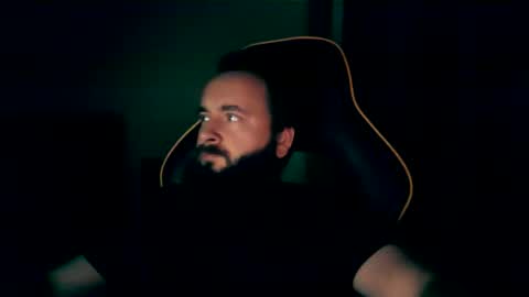 london_man1988 online show from 12-25-24, 04:22