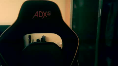 london_man1988 online show from 12-26-24, 10:16