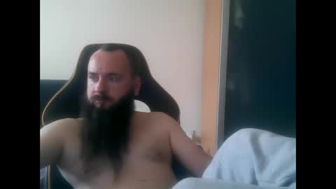 Snapshot of london_man1988 chatting on 04-09-26, 10:31 london_man1988 online show from 04-09-26, 10:31