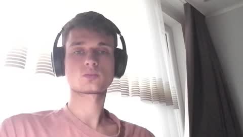 london_tomy online show from 12-19-25, 12:23