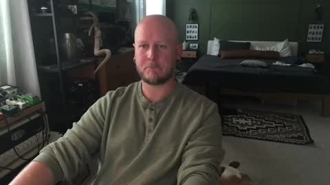 Snapshot of lone_string chatting on 09-18-25, 06:32 Lone online show from 09-18-25, 06:32