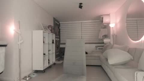 SABRINA online show from 02-08-25, 02:58