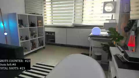 Snapshot of lonelly_lolly98 chatting on 12-17-25, 07:53 SABRINA online show from 12-17-25, 07:53