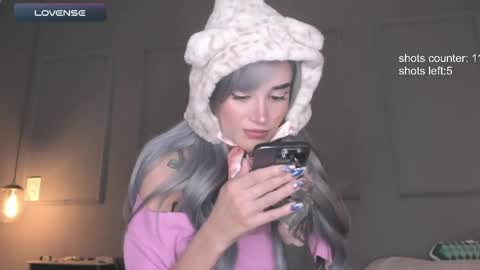 SABRINA online show from 05-15-26, 11:23