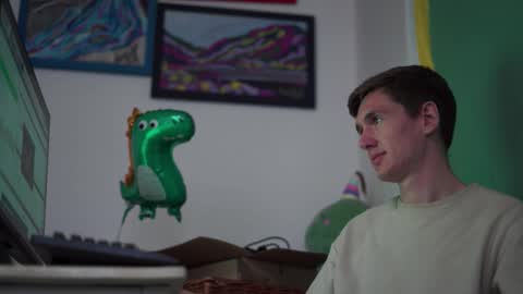 Lonely online show from 10-05-25, 11:19