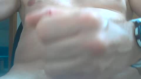 Snapshot of lonesomelust83 chatting on 06-18-26, 01:37 lonesomelust83 online show from 06-18-26, 01:37