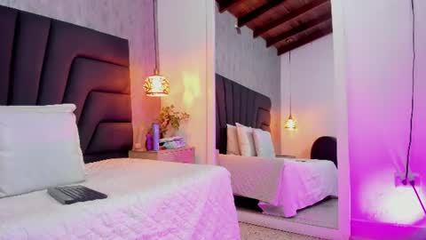 Snapshot of longina_ chatting on 06-20-26, 07:16 Longina online show from 06-20-26, 07:16