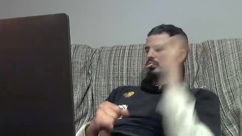 Alejandro Rulitos Twitter longnight55 Intagram 5longnight5 online show from 02-17-25, 02:20