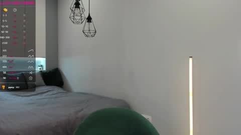 Eva online show from 12-14-25, 09:36