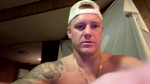 Snapshot of longstrokin8869 chatting on 02-14-25, 12:09 Bradsobad88 online show from 02-14-25, 12:09