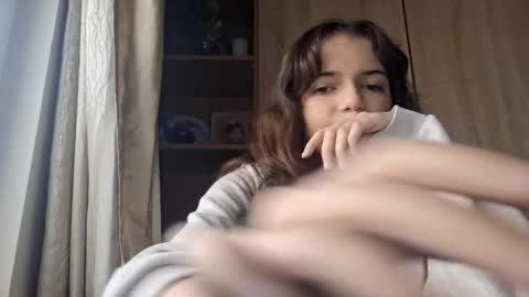 Snapshot of lonniegoldrup chatting on 12-03-25, 08:34 Kelly u can call Kelik online show from 12-03-25, 08:34