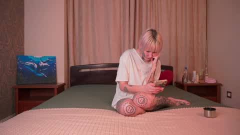  Adele Ellie and Lou   Sally Dana and Bonnie online show from 11-26-25, 02:07