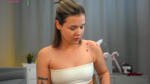  Adele Ellie and Lou   Sally Dana and Bonnie online show from 12-18-25, 03:01