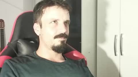 Snapshot of lookaz4010 chatting on 01-02-25, 09:50 Lucas online show from 01-02-25, 09:50