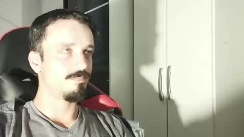 Snapshot of lookaz4010 chatting on 01-20-25, 12:18 Lucas online show from 01-20-25, 12:18