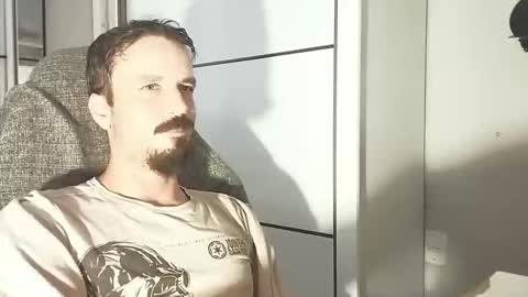 Snapshot of lookaz4010 chatting on 12-16-25, 12:54 Lucas online show from 12-16-25, 12:54