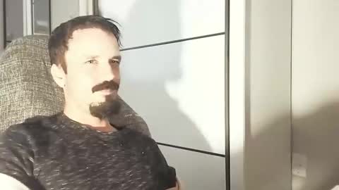 Lucas online show from 03-06-26, 02:35