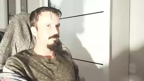 Lucas online show from 03-10-26, 01:05