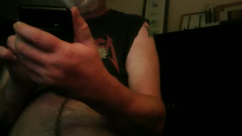 Snapshot of looking_and_hoping chatting on 11-14-25, 01:26 Daddy gets HARD online show from 11-14-25, 01:26