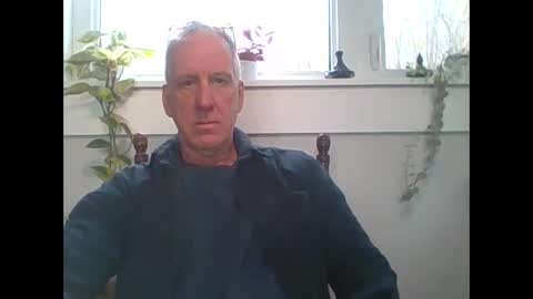 lookingforanopening online show from 12-05-25, 05:53