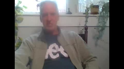 lookingforanopening online show from 12-16-25, 03:39