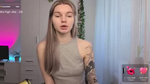 Luna online show from 03-27-26, 08:26