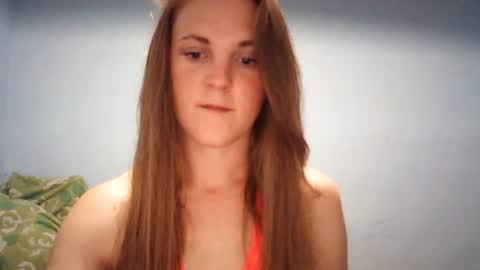 Snapshot of lora879 chatting on 07-14-26, 05:51 Lora online show from 07-14-26, 05:51