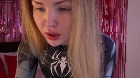 Lora online show from 02-22-26, 01:53