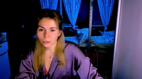 Lora online show from 12-02-25, 02:39