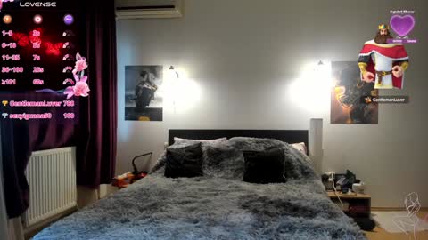 Lora online show from 01-22-25, 01:00