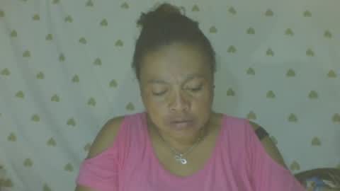 Snapshot of lorahvane chatting on 06-12-26, 11:09 LorahVane online show from 06-12-26, 11:09